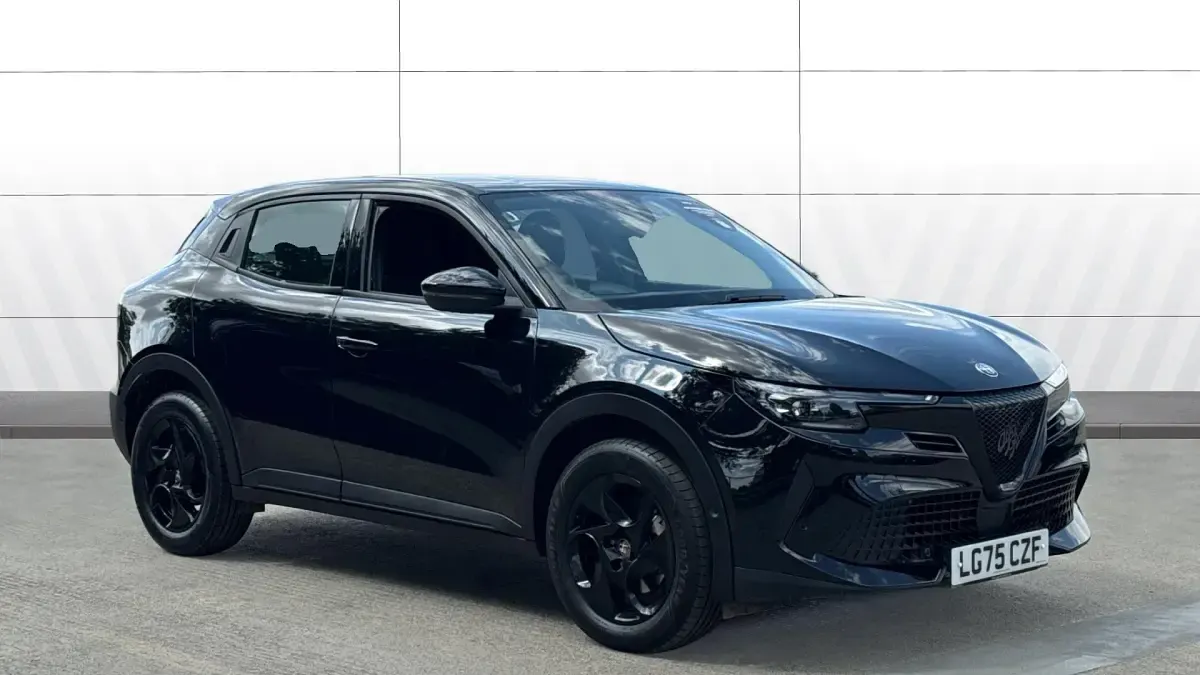 Used Alfa Romeo Junior 136 HP (100 kW) 2025 SUV