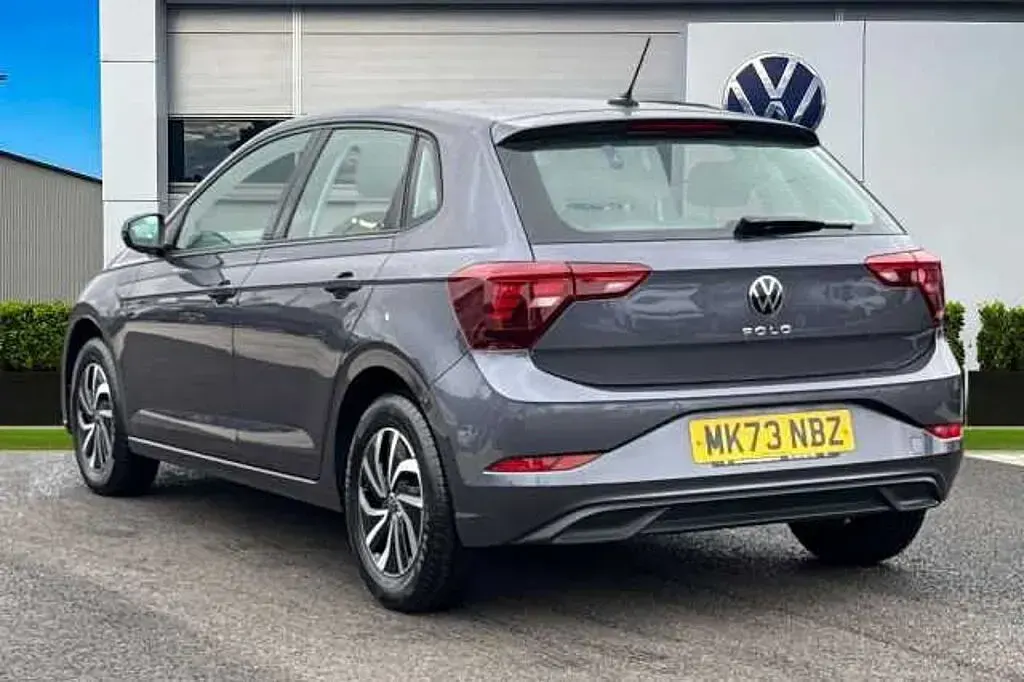Used VW Polo Life 95 HP (69 kW) 2024 Grey Hatchback