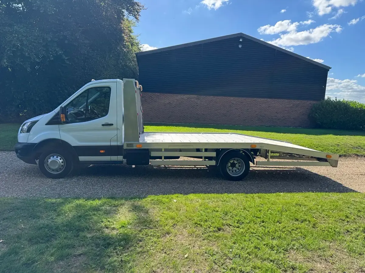 Used Ford Transit 130 HP (95 kW) 2017 White