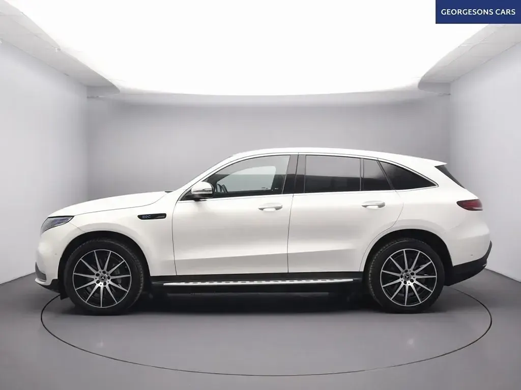 Usado Mercedes EQC400 AMG line 300 kW (408 HP) 2023 Branco SUV
