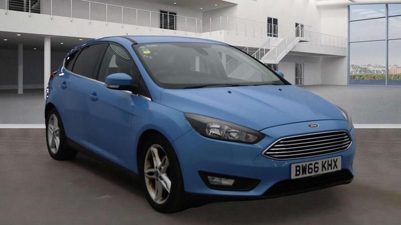 Blue Used 2016 Ford Focus Zetec Hatchback | £4,999 (Fair price) - Image 1/4