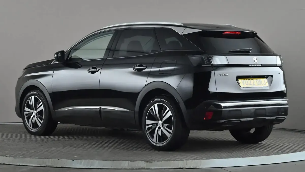 Second-hand Peugeot 3008 Allure Premium 225 CP (165 kW) 2022 Negru SUV