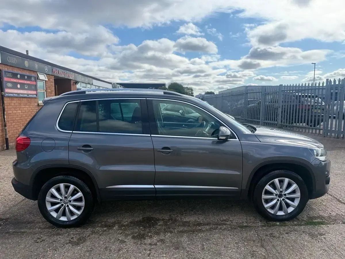 Used VW Tiguan Match 150 HP (110 kW) 2015 Grey SUV