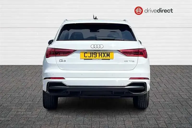 Used Audi Q3 S-Line 150 HP (110 kW) 2019 White SUV