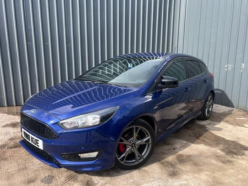 Used Ford Focus ST-Line X 140 HP (102 kW) 2018 Blue Hatchback