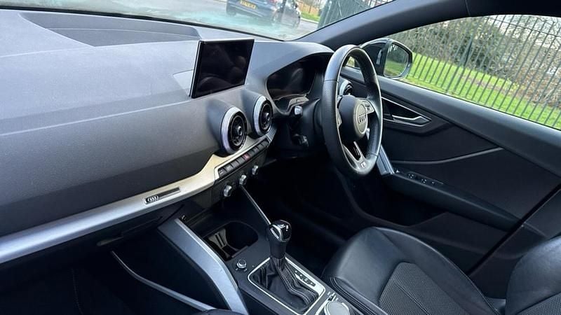 Used Audi Q2 S-Line 150 HP (110 kW) 2023 Black SUV