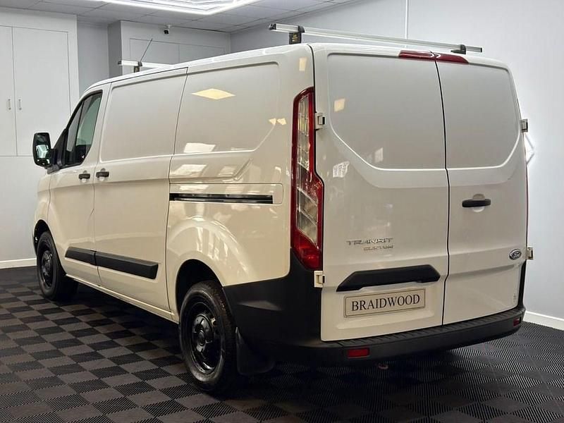 Used Ford Transit Custom S 2019 White Van