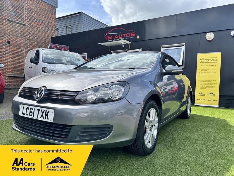 Begagnad VW Golf S 2011 Grå Cab