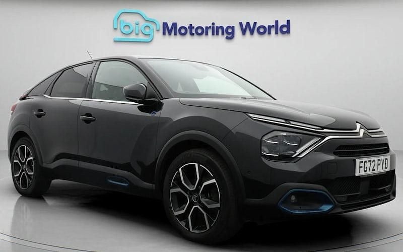 Used Citroën e-C4 Shine 100 kW (136 HP) 2022 Black Hatchback