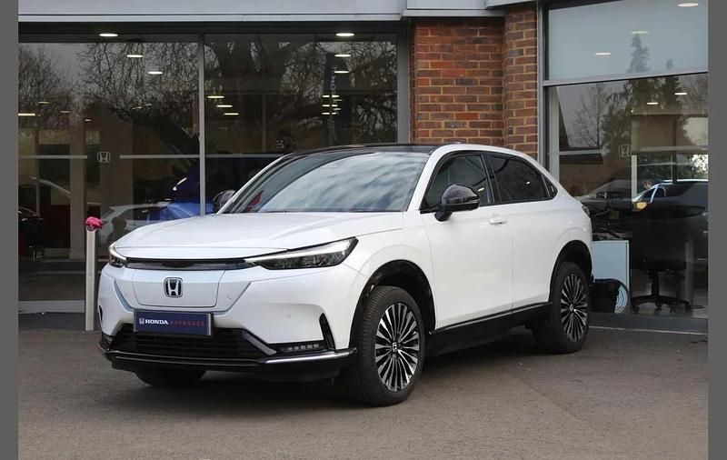 Used Honda e:Ny1 Advance 150 kW (204 HP) 2024 Platinum white SUV