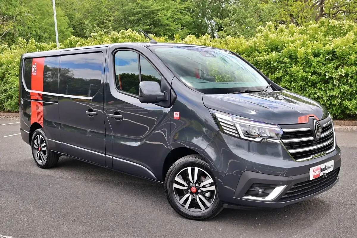New Renault Trafic 2026 Grey