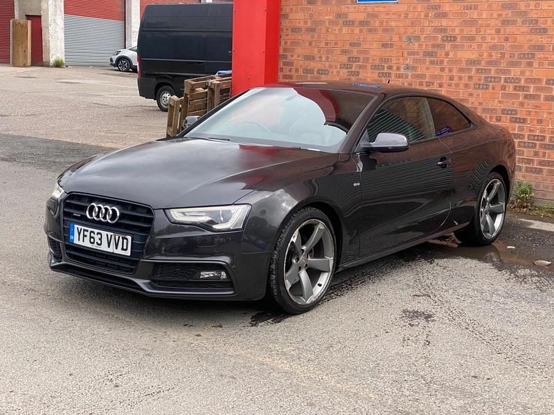 Used Audi A5 Black Edition 177 HP (130 kW) 2014 Grey Coupe