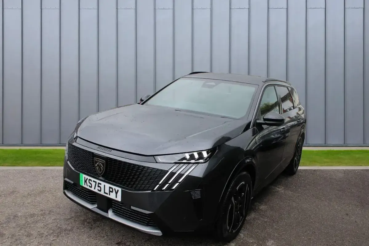 Used Peugeot 5008 GT 152 kW (207 HP) 2025 Grey SUV