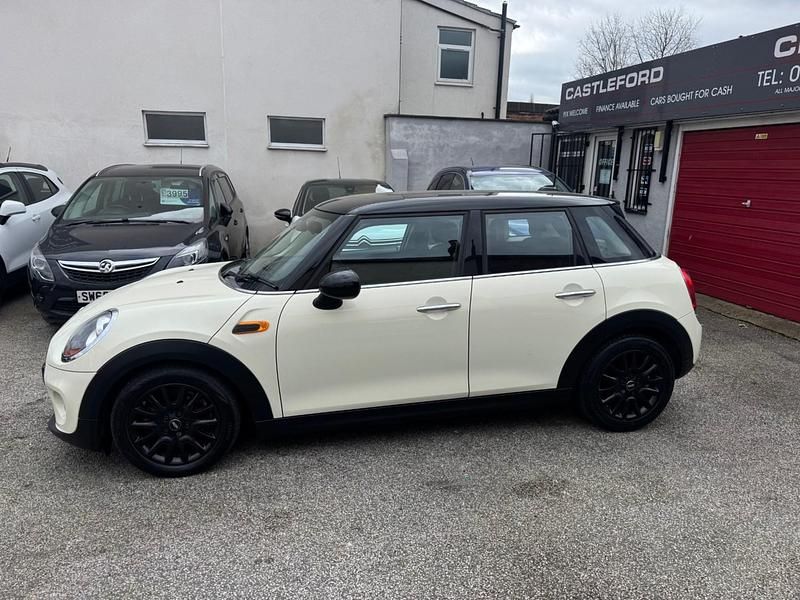 Used Mini Cooper D Hatch 116 HP (85 kW) 2016 White Hatchback