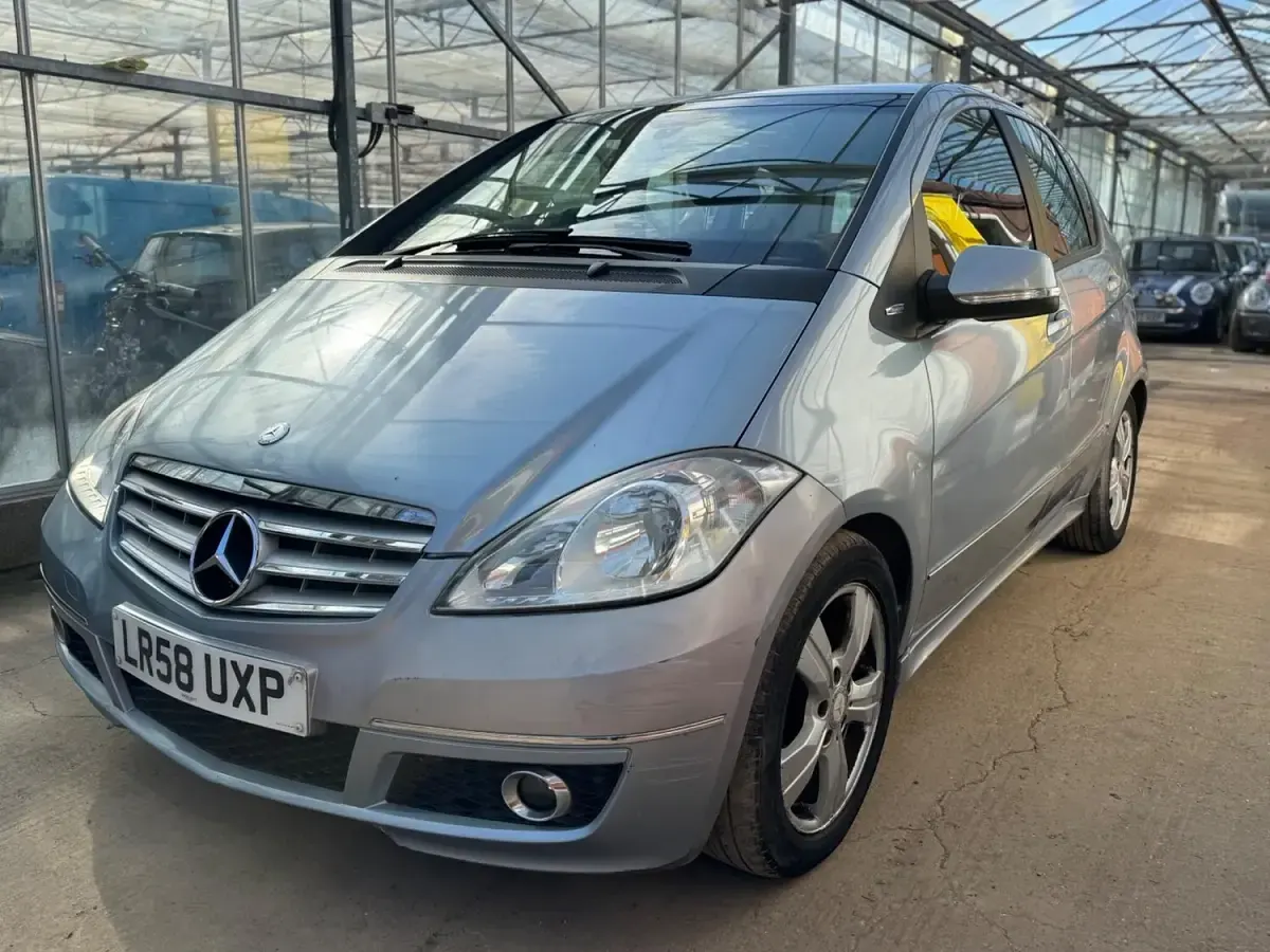 Used Mercedes A160 Avantgarde 2009 Blue Hatchback