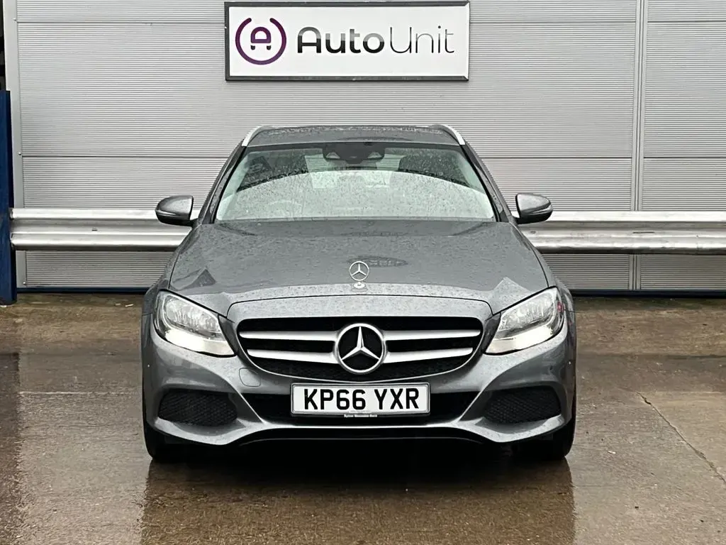 Used Mercedes C220 Executive 170 HP (125 kW) 2016 Grey Estate