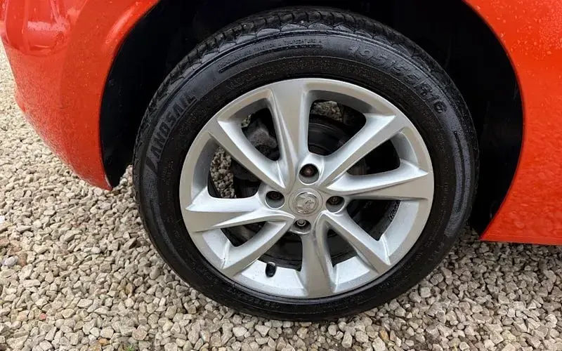 Used Vauxhall Corsa S 102 HP (75 kW) 2020 Orange Hatchback