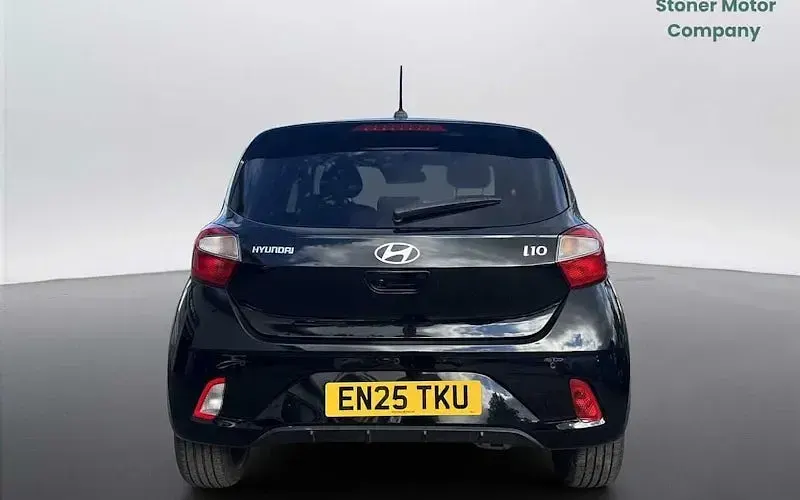 Used Hyundai i10 Premium 79 HP (58 kW) 2025 Black Hatchback