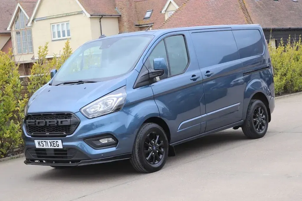 Used Ford Transit Custom Limited 130 HP (95 kW) 2022 Blue Van