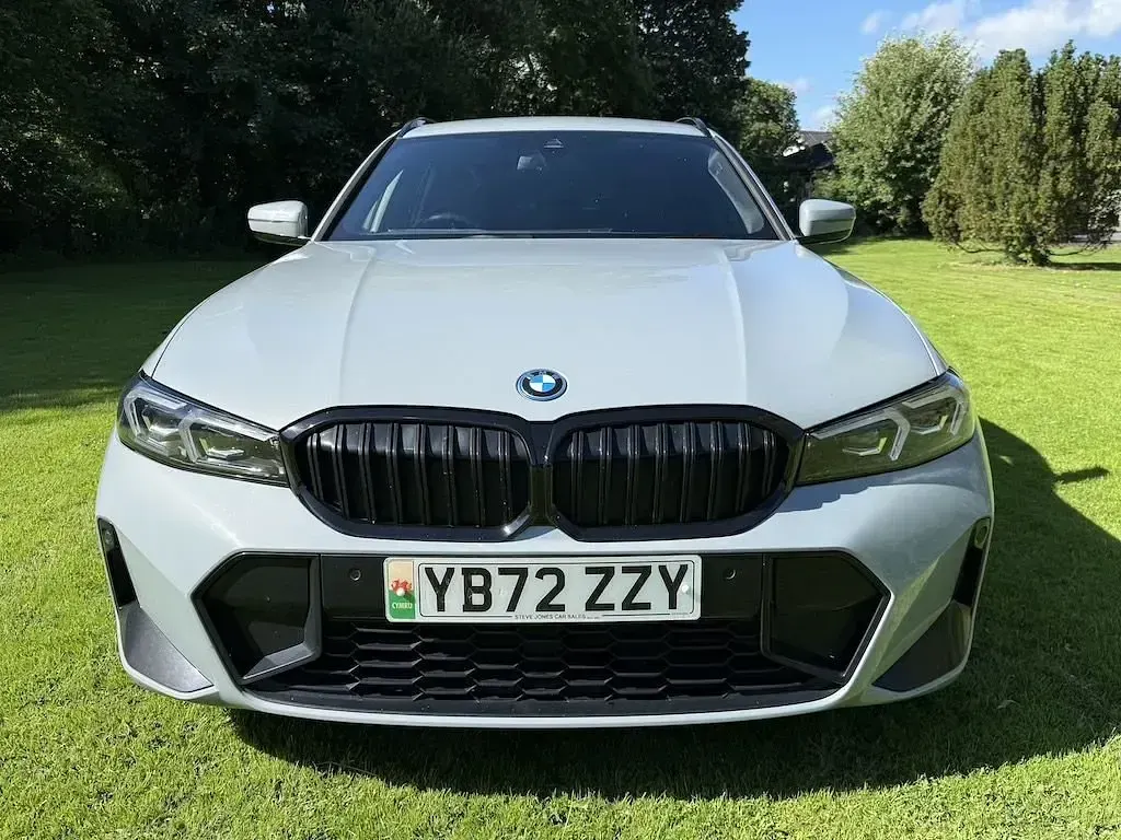 Used BMW 330e M Sport 292 HP (214 kW) 2023 Grey Estate