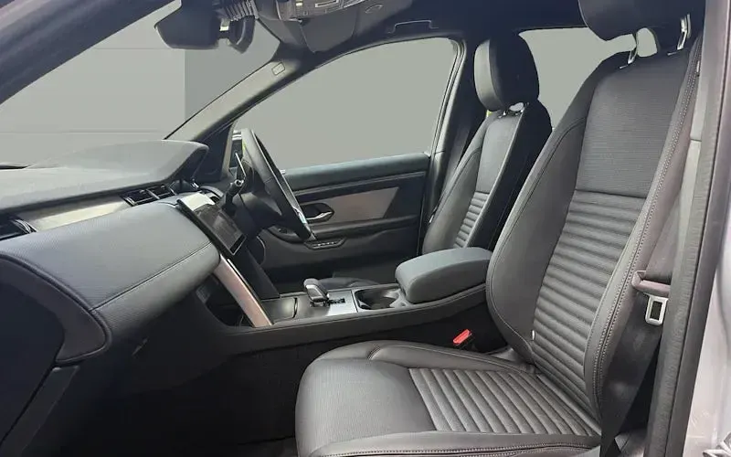 Used Land Rover Discovery Sport Landmark 269 HP (197 kW) 2026 Silver SUV