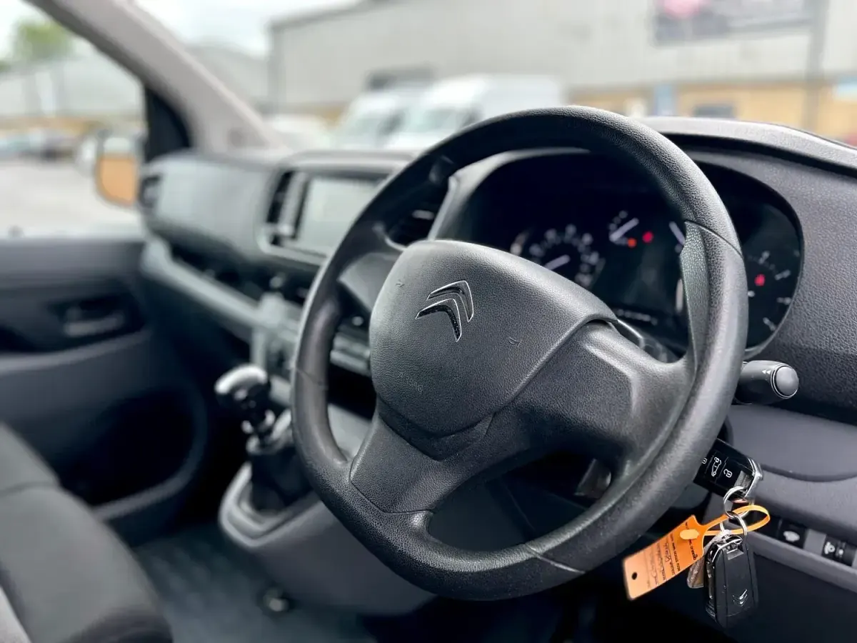 Used Citroën Dispatch 2022 Black MPV