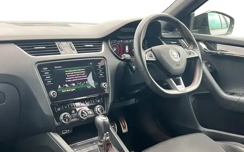 Used Skoda Octavia vRS 184 HP (135 kW) 2019 Grey Estate