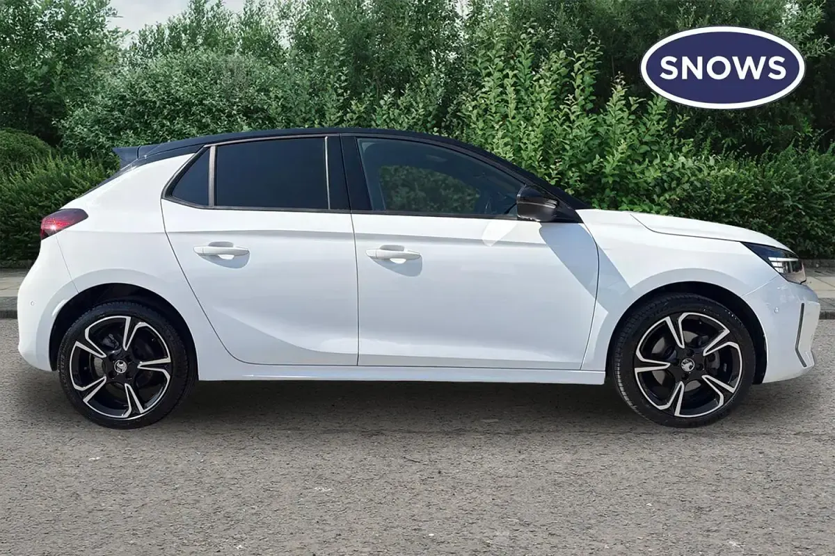 Used Vauxhall Corsa S 130 HP (95 kW) 2025 White Hatchback