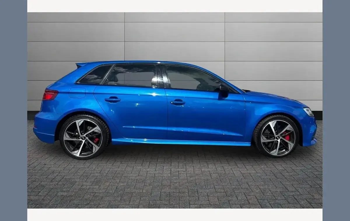 Used Audi S3 Sportback Black Edition 300 HP (220 kW) 2019 Blue Hatchback