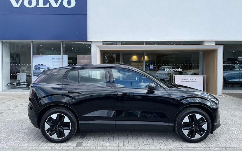 Used Volvo EX30 Core 200 kW (272 HP) 2025 SUV
