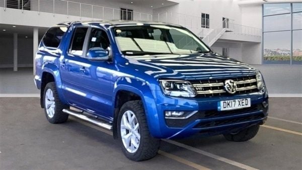 Blue Used 2017 VW Amarok Aventura Pickup | £22,182 (Expensive) - Image 1/1