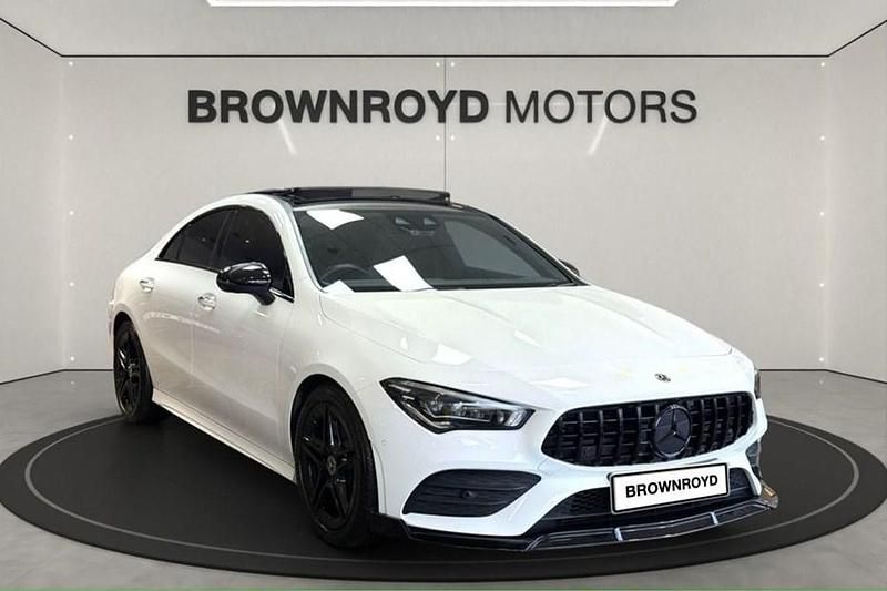 Used Mercedes CLA220 AMG Line Premium Plus 190 HP (139 kW) 2019 White Sedan