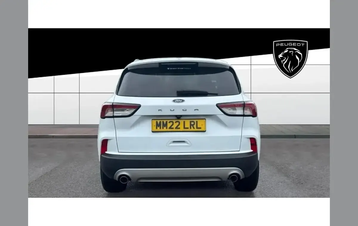 Used Ford Kuga Titanium 120 HP (88 kW) 2022 White SUV