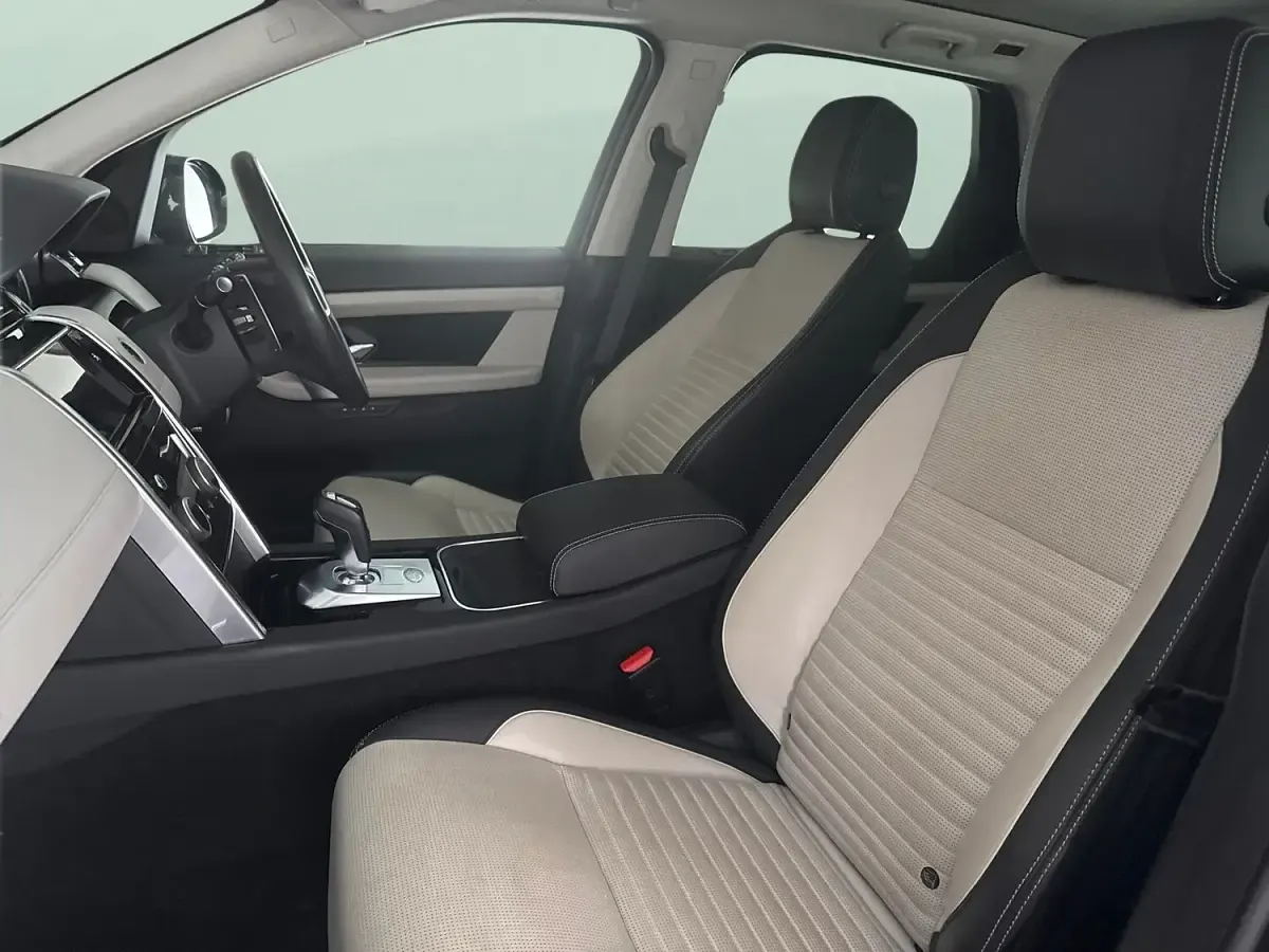 Used Land Rover Discovery Sport HSE Dynamic 204 HP (150 kW) 2022 Grey SUV
