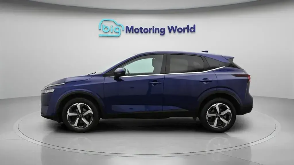 Used Nissan Qashqai N-Connecta 158 HP (116 kW) 2022 Blue SUV