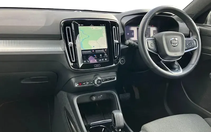 Used Volvo XC40 Plus 163 HP (119 kW) 2026 SUV