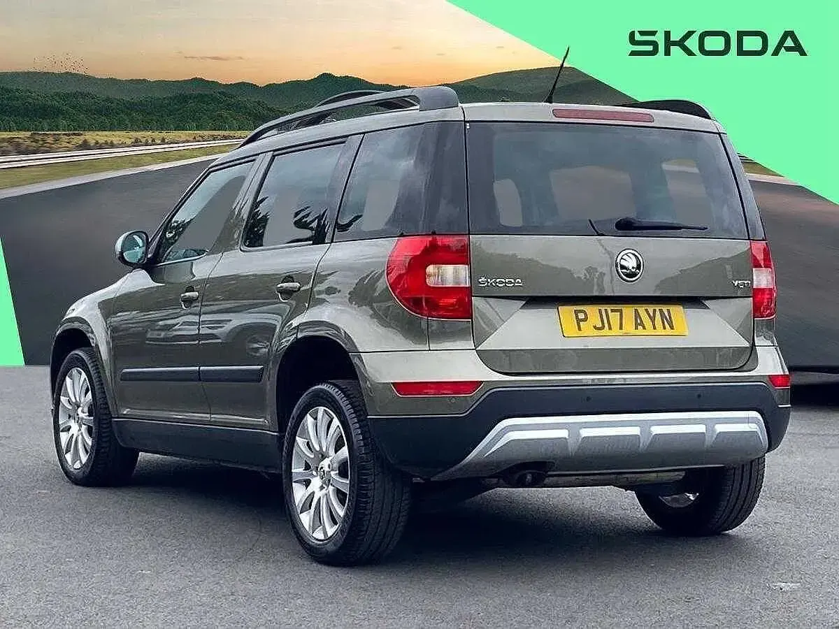 Used Skoda Yeti SE 110 HP (80 kW) 2017 Green SUV