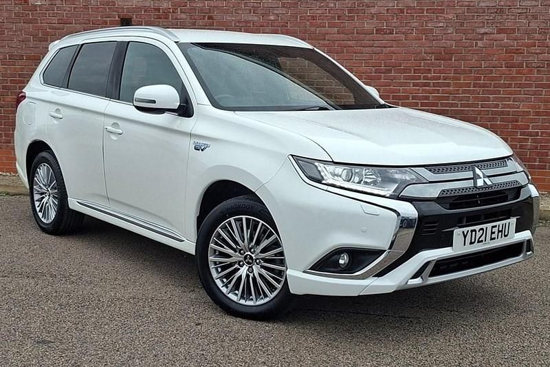 Used 2021 Mitsubishi Outlander P-HEV | £10,995 (Fair price) - Image 1/1