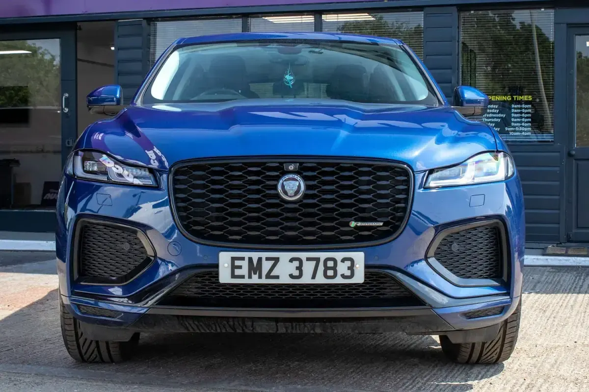 Used Jaguar F-Pace R-Dynamic 204 HP (150 kW) 2021 Blue SUV