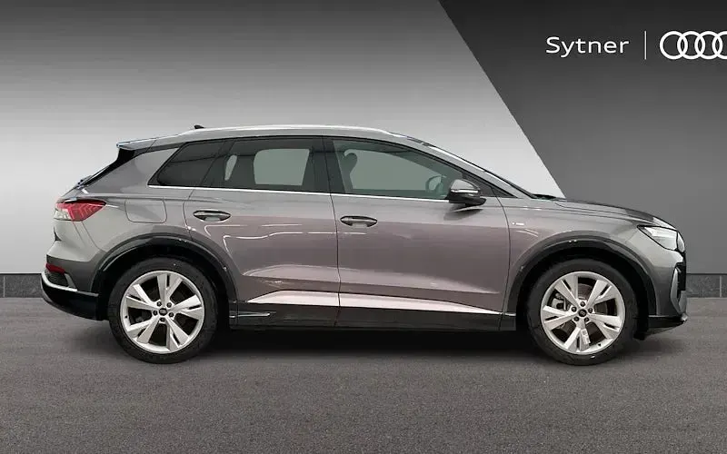New Audi Q4 e-tron S-Line 150 kW (204 HP) 2026 SUV