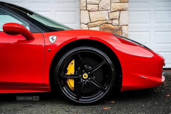 Used Ferrari 458 570 HP (419 kW) 2011 Red Coupe