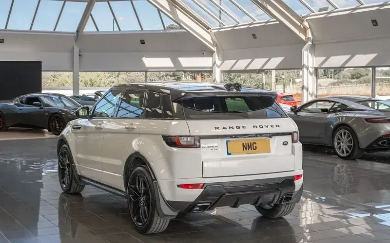Used Land Rover Range Rover evoque HSE Dynamic 179 HP (131 kW) 2018 Hatchback
