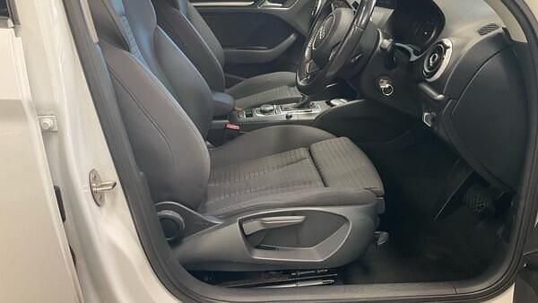Begagnad Audi A3 Sport 2016 Vit Sedan