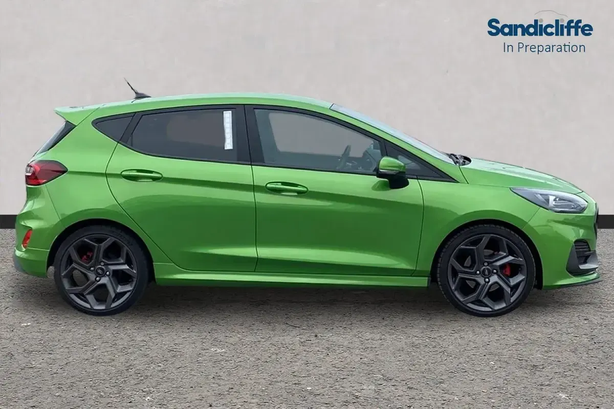 Used Ford Fiesta ST 200 HP (147 kW) 2023 Green Hatchback