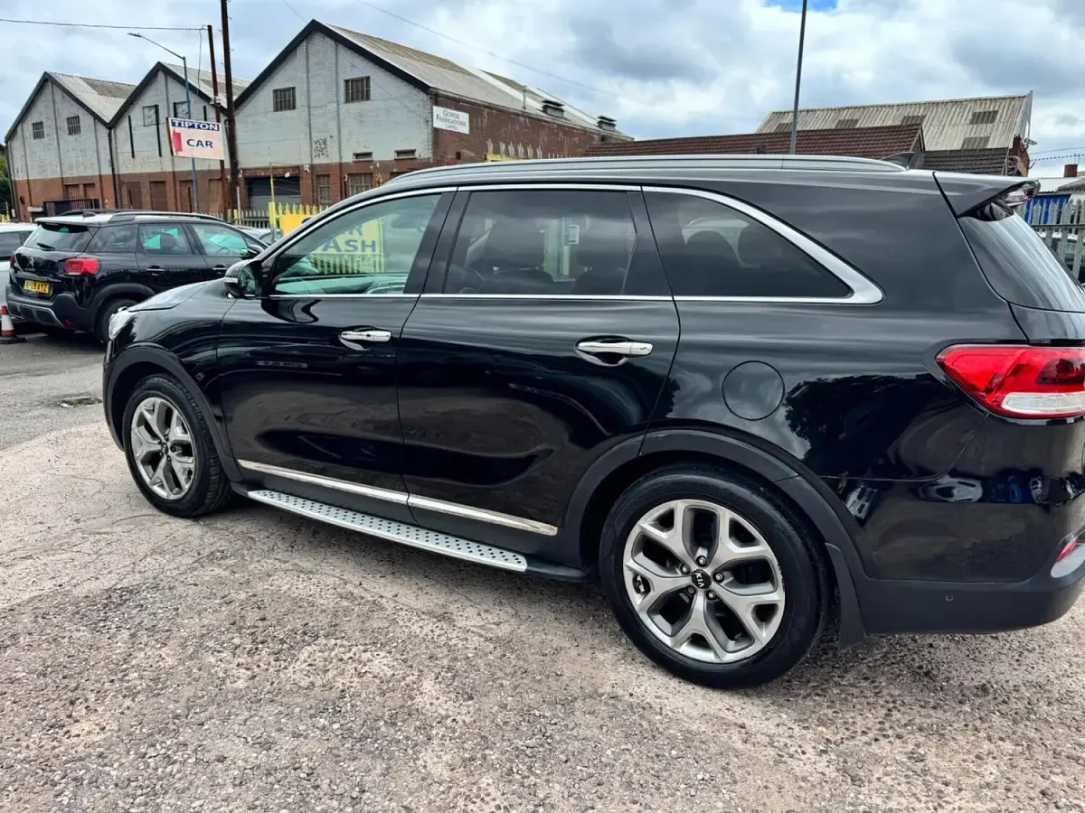 Used Kia Sorento 200 HP (147 kW) 2015 Black SUV