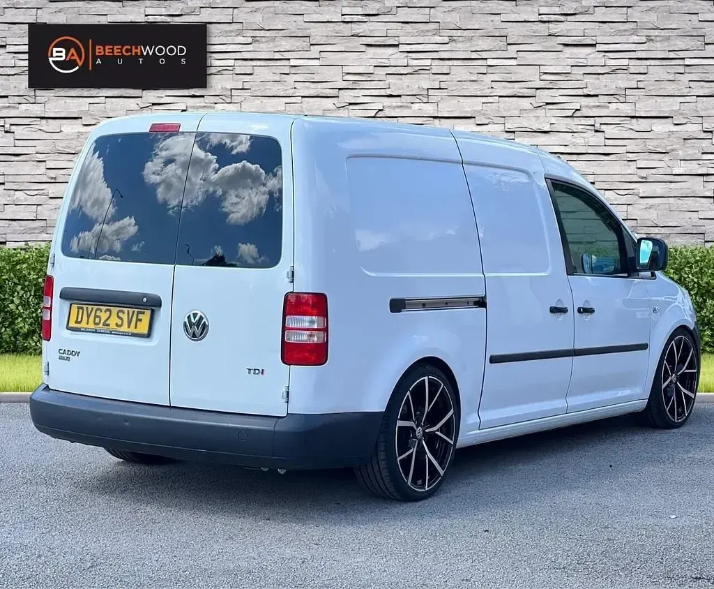 Usado VW Caddy 2012 Branco Monovolume