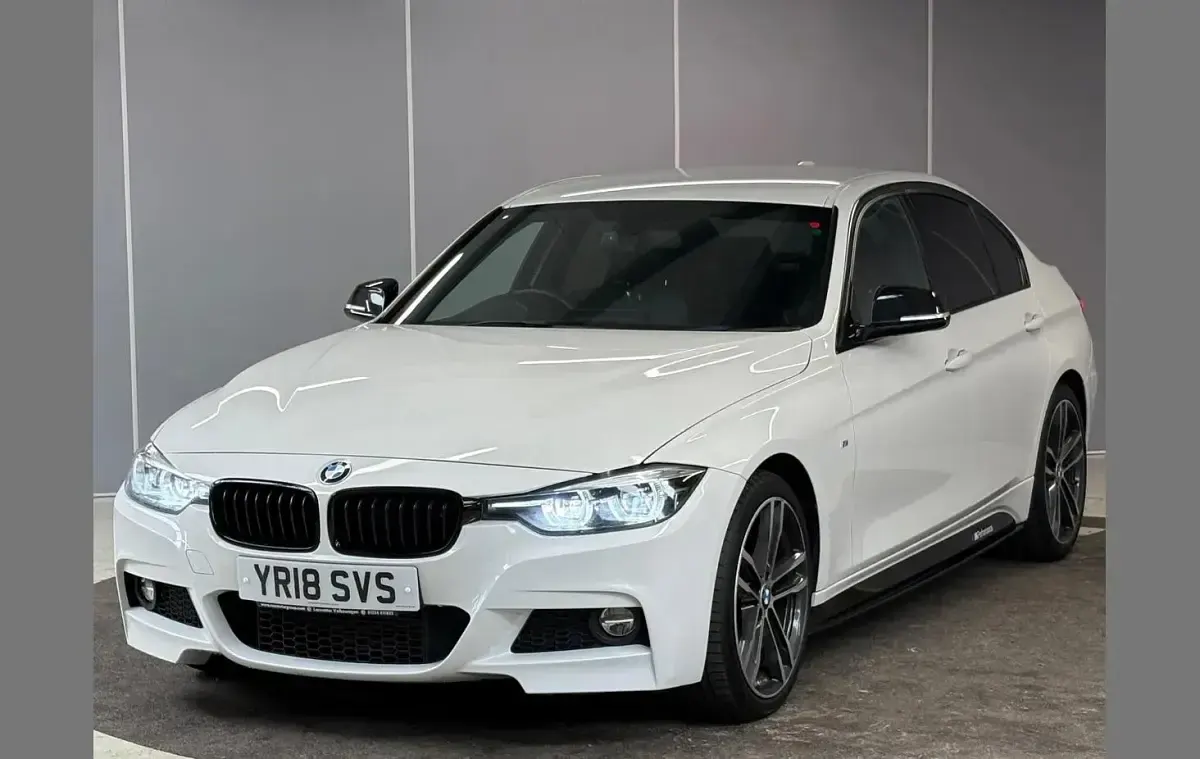 Usado BMW 320 M Sport 187 CV (137 kW) 2018 Blanco Berlina