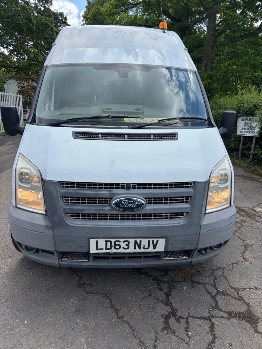 Używany Ford Transit 100 KM (73 kW) 2013 Biały Van