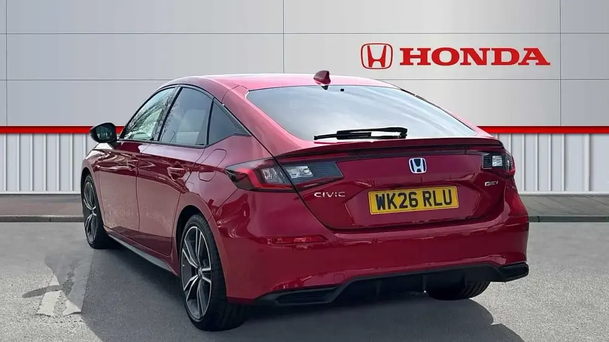 Used Honda Civic Advance 143 HP (105 kW) 2026 Premium plus paint  crystal red
