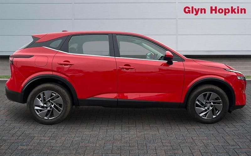 Gebraucht Nissan Qashqai Acenta Premium 140 PS (102 kW) 2023 Rot SUV
